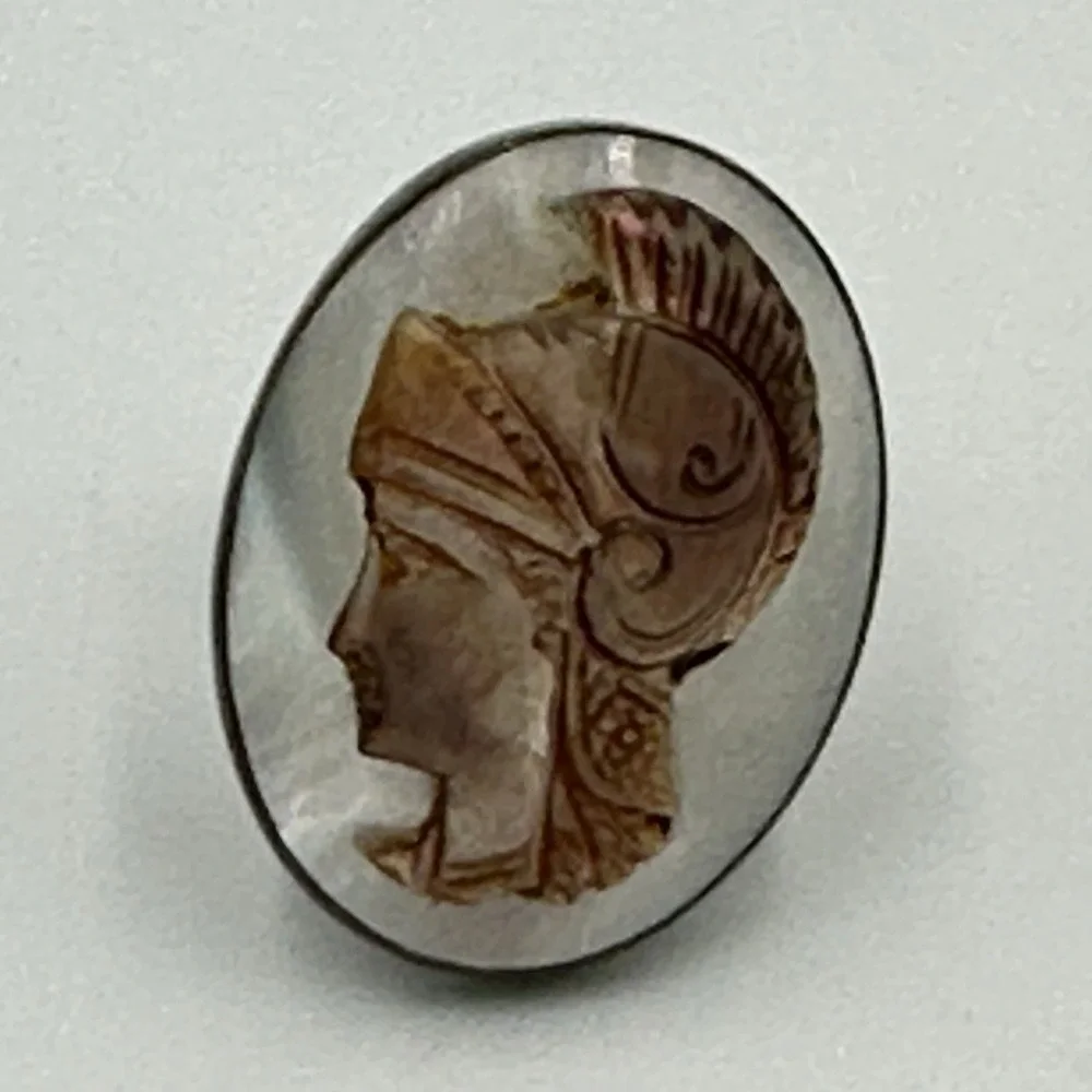 Vintage Mid-century MOP Abalone Cameo Roman Warrior/Centurion Cufflinks Preowned